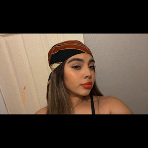 Meet your Posher, Angie